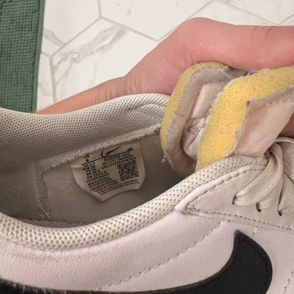 Nike Blazer Low Platform Sneaker - Picture 5 of 5